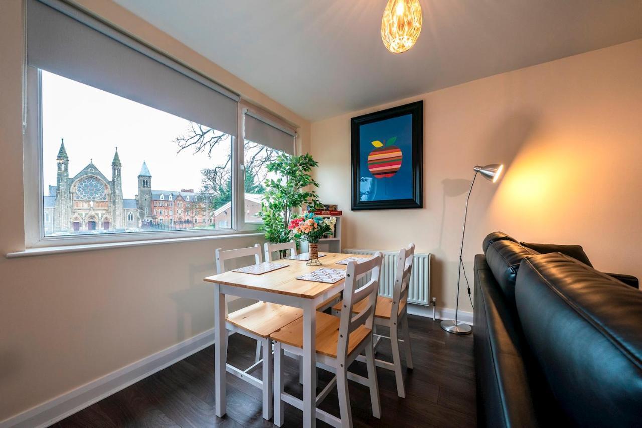 1 Bd Apt In Historical W Belfast Close To Centre Esterno foto