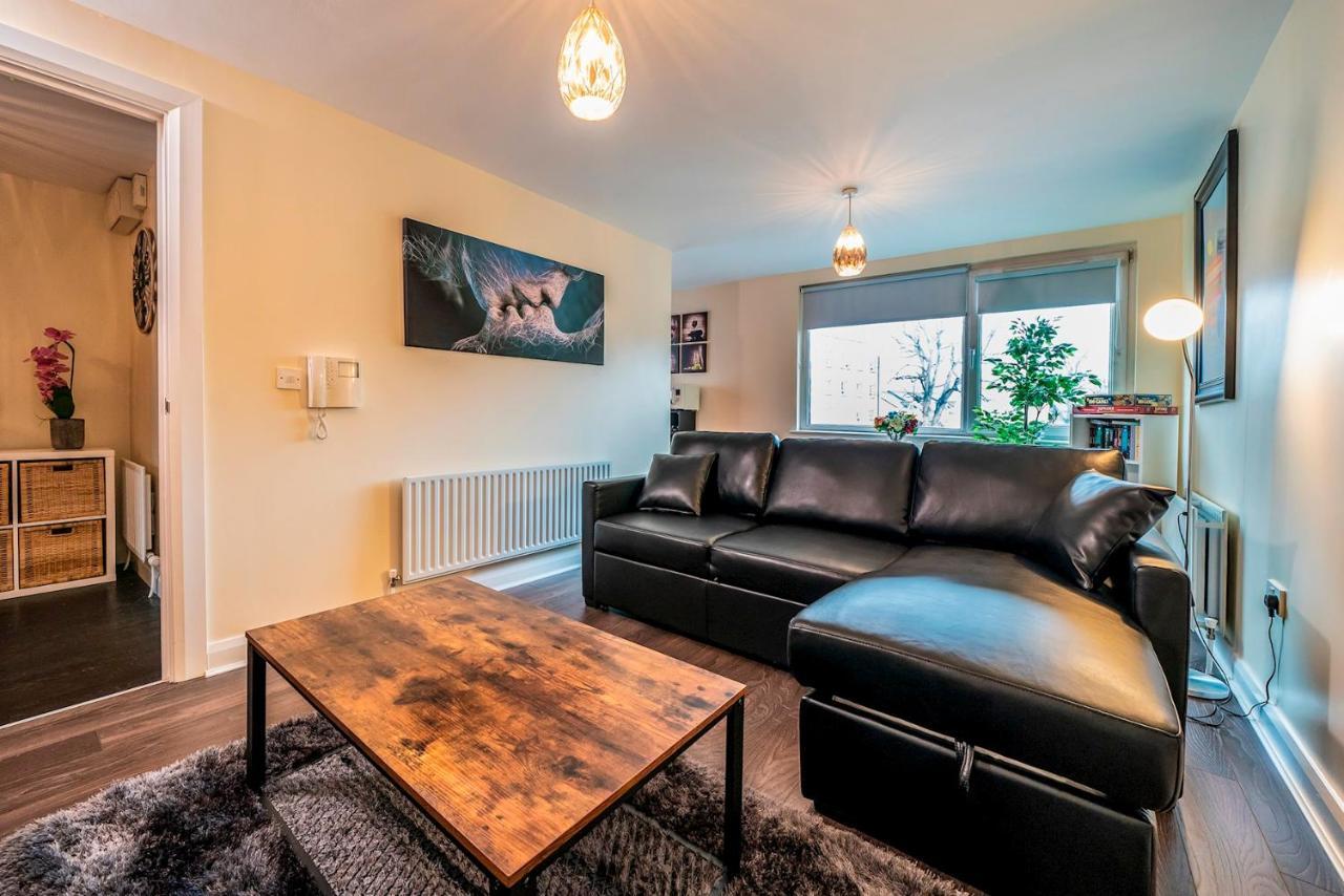 1 Bd Apt In Historical W Belfast Close To Centre Esterno foto