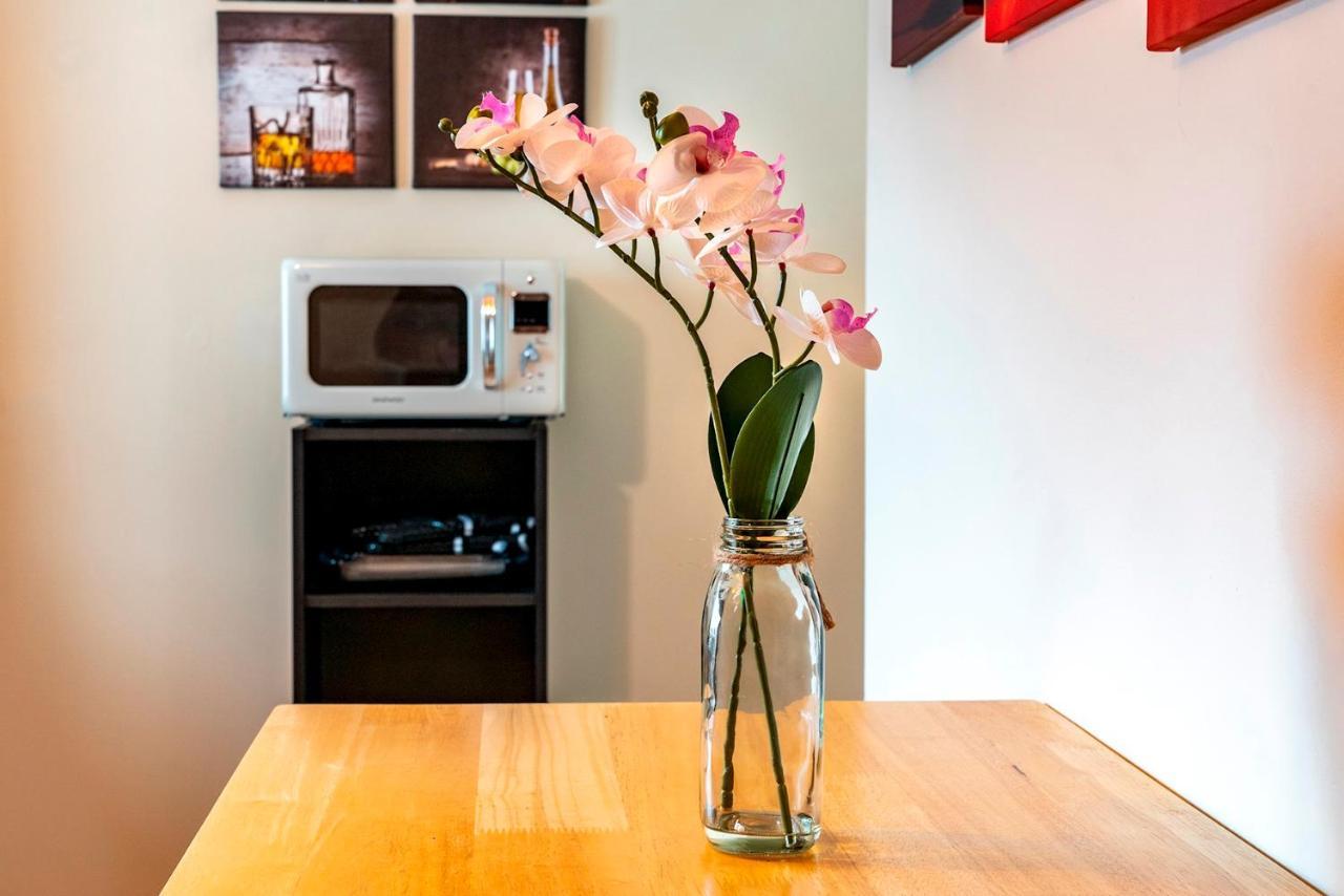 1 Bd Apt In Historical W Belfast Close To Centre Esterno foto